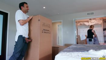 sneakysex.19.07.27.vina.sky.dick.in.a.box