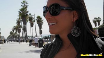 欧美街头搭讪测试系列金钱万能 - 141 - Beach Babe(Keylee Evans)(03.27.2012)