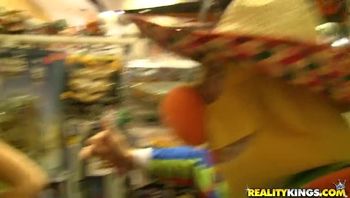 欧美街头搭讪测试系列金钱万能 - 077 -  Halloweiner(Katie Michaels)(10-13-2009)