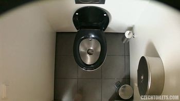 捷克测拍-3-128欧美日光浴室偷拍x720-2000kbps