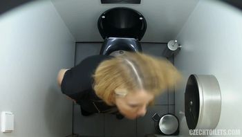 捷克测拍-2欧美日光浴室偷拍-1280x720-2000kbps