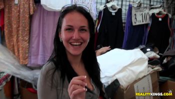 欧美捷克街头搭讪系列 Talks - 117 - Panties In A Bunch(Tanya)(欧美日光浴室偷拍4-26-2011)