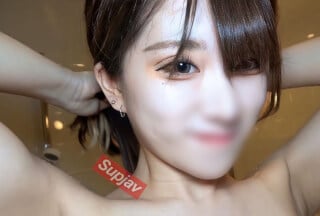 FC2PPV 3879805 【無】エッチなことが大好き！ドスケベでスレンダー美脚なピアノの先生とのハメ撮り！おじさんの精子を二回