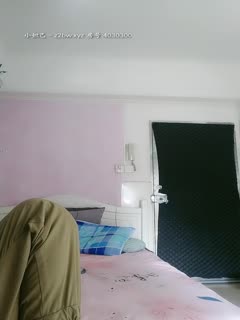 妩媚少妇黑丝连体情趣诱惑在家玩3P，被小哥从床下干到床上各种体位ü