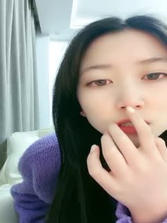 超清纯校花--夏天的夏❤️，颜值、身材让人看了直流口水，声音温柔×