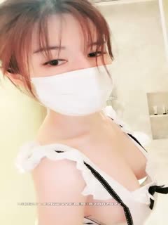软绵绵无力大白美乳妹子揉搓奶子道具自慰，跳蛋震动假吊骑坐逼逼无毛